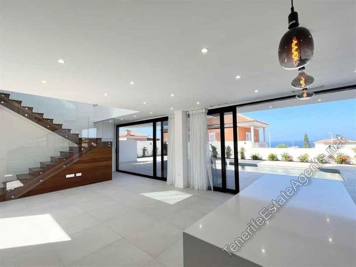 6 bedrooms house for sale in Adeje, Spain - Image 4