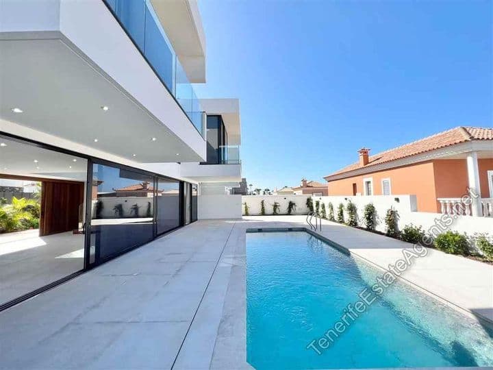 6 bedrooms house for sale in Adeje, Spain - Image 2