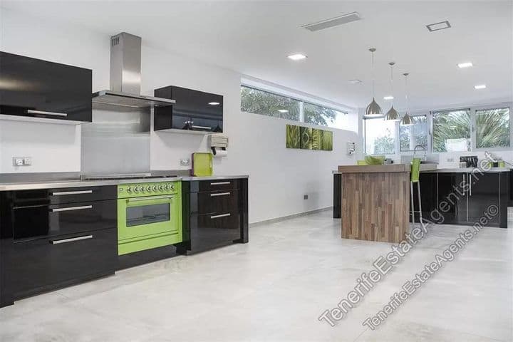 5 bedrooms house for sale in Adeje, Spain - Image 3