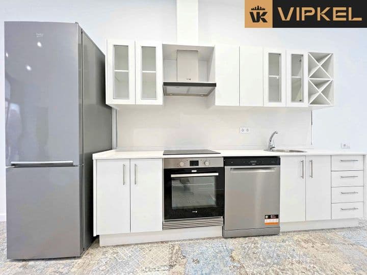 2 bedrooms apartment for sale in Corunna, Spain - Image 3