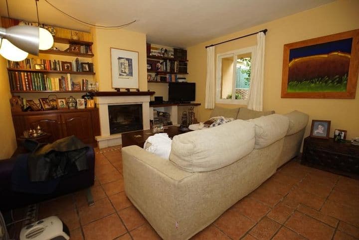 5 bedrooms house for sale in Estepona, Spain - Image 7