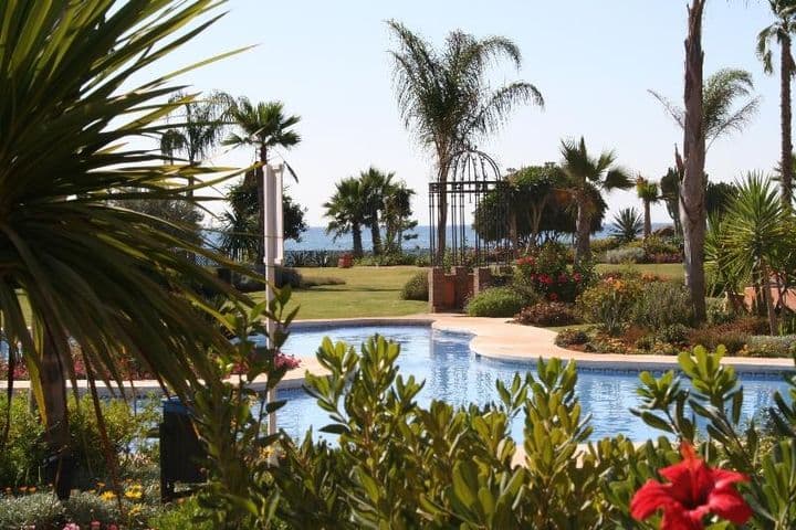 2 bedrooms house for sale in Estepona, Spain - Image 2