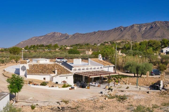 4 bedrooms house for sale in Hondon de las Nieves, Spain - Image 2