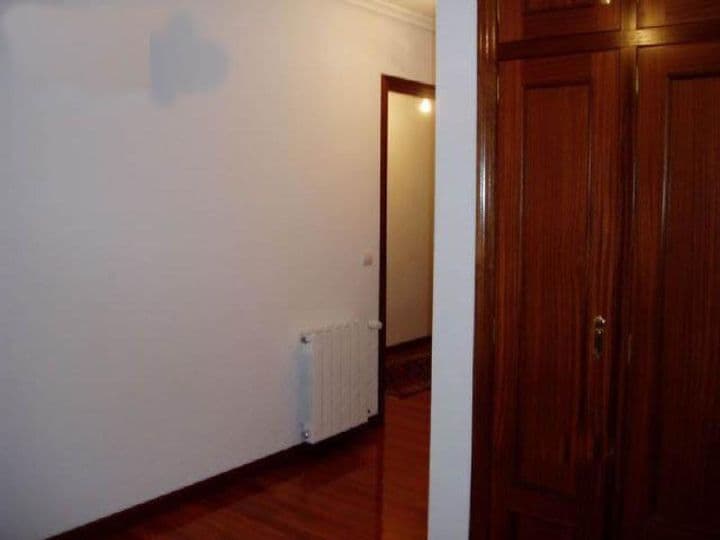 3 bedrooms apartment for sale in Santander, Spain - Image 4