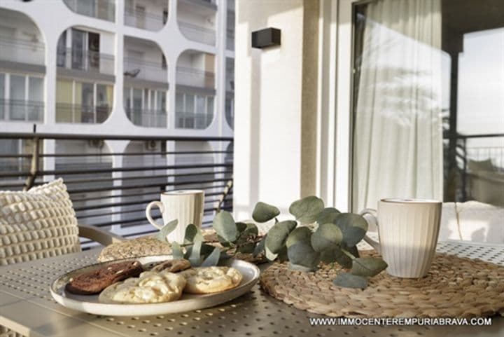 2 bedrooms apartment for sale in Empuriabrava, Spain - Image 4