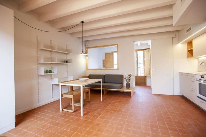 1 bedroom apartment for rent in Poblenou, Spain - Image 3