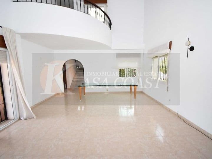 4 bedrooms house for rent in Torreblanca del Sol, Spain - Image 3