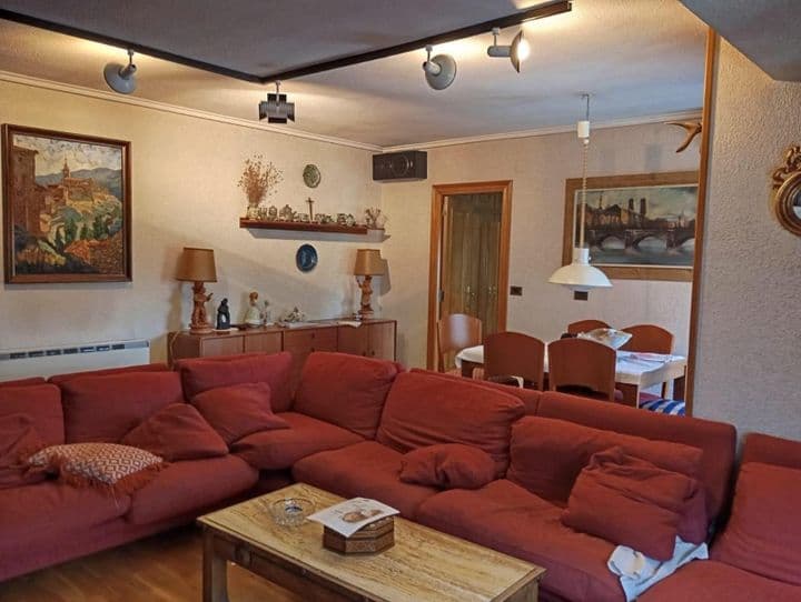 4 bedrooms apartment for sale in Zaragoza, Spain - Image 10