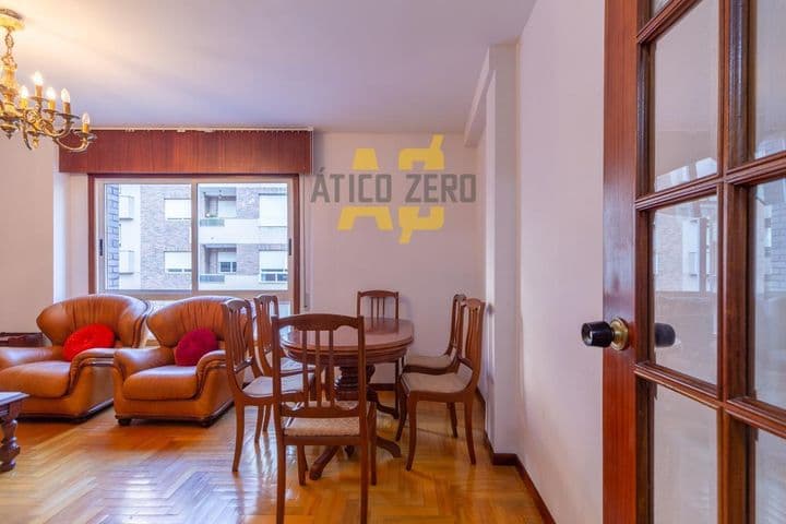 3 bedrooms apartment for rent in Vigo, Spain - Image 5