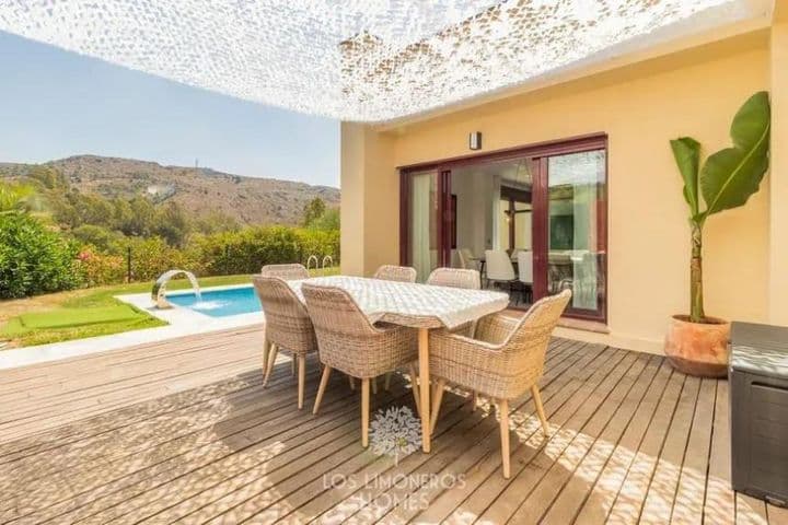 3 bedrooms house for sale in Benahavis, Spain - Image 2