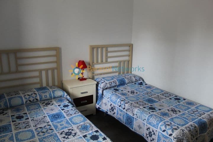 2 bedrooms apartment for rent in Oliva, Spain - Image 10