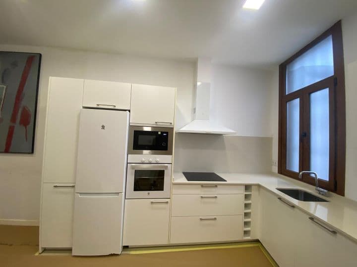 2 bedrooms apartment for rent in Vigo, Spain - Image 11