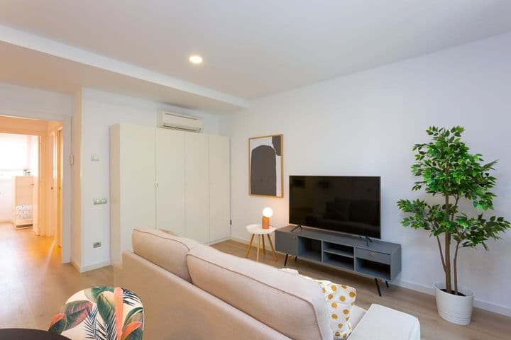 2 bedrooms apartment for rent in Poblenou, Spain - Image 5