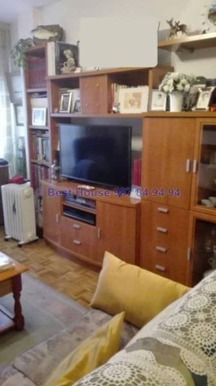 3 bedrooms apartment for sale in Leon, Spain - Image 2