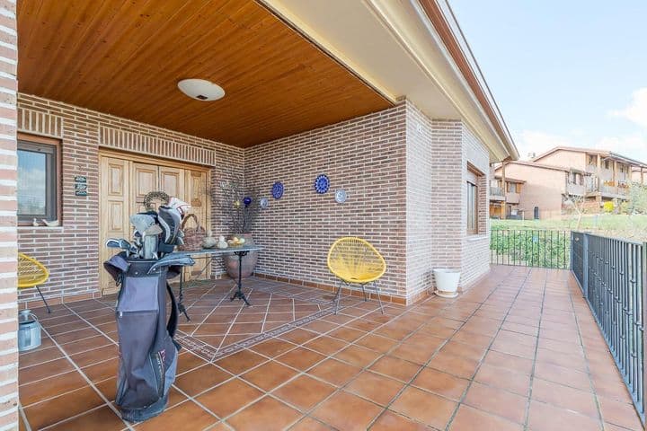 4 bedrooms house for sale in La Campina, Spain - Image 8