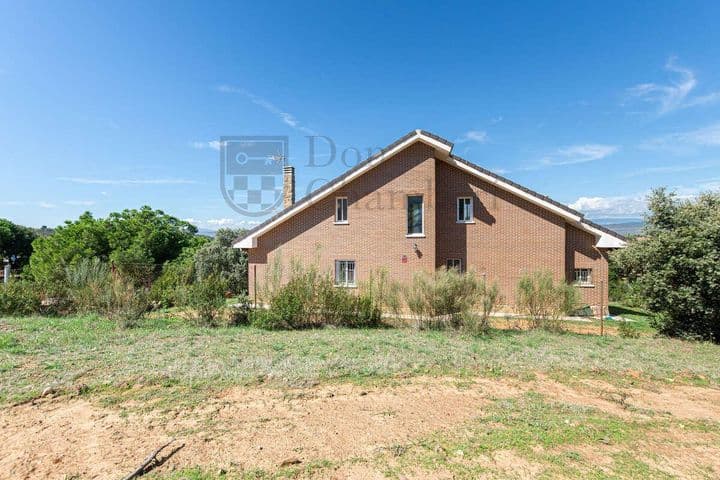 3 bedrooms house for sale in La Campina, Spain - Image 3