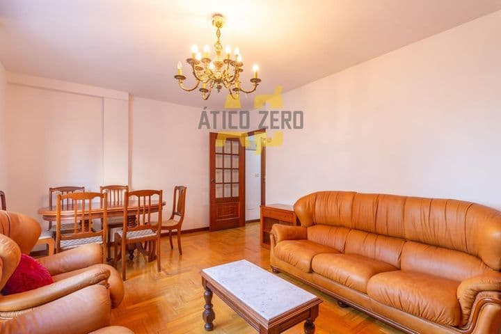 3 bedrooms apartment for rent in Vigo, Spain - Image 3