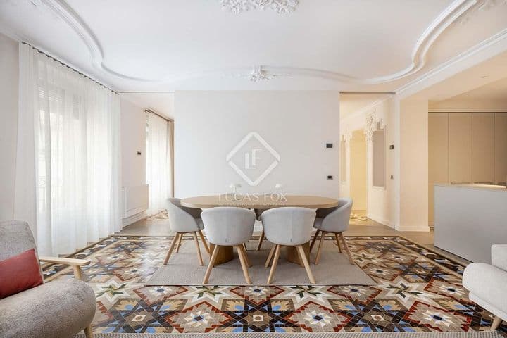 1 bedroom apartment for rent in Barcelona, Spain - Image 8