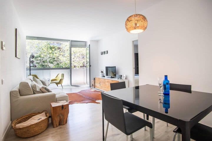 2 bedrooms apartment for rent in Poblenou, Spain - Image 3