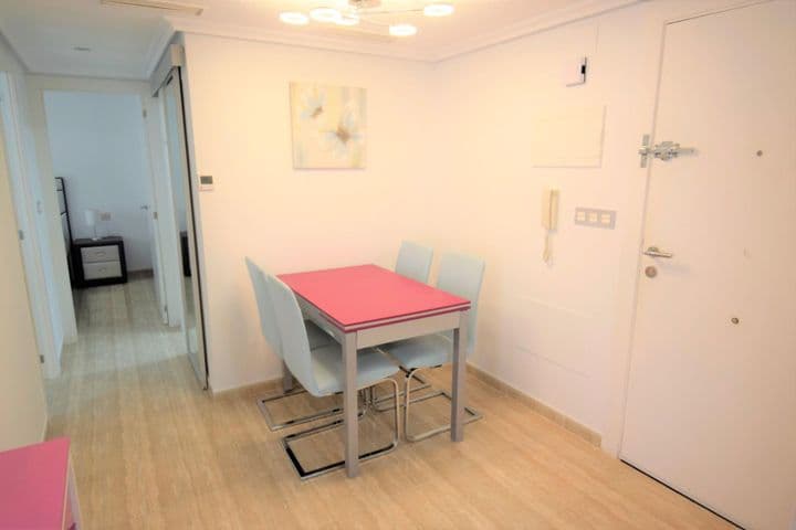 2 bedrooms apartment for rent in Zona Pueblo, Spain - Image 4