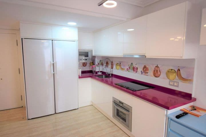 2 bedrooms apartment for rent in Zona Pueblo, Spain - Image 3