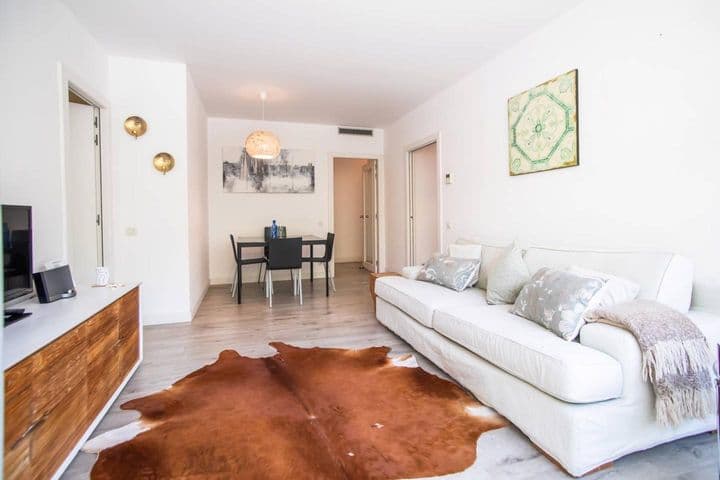 2 bedrooms apartment for rent in Poblenou, Spain - Image 2