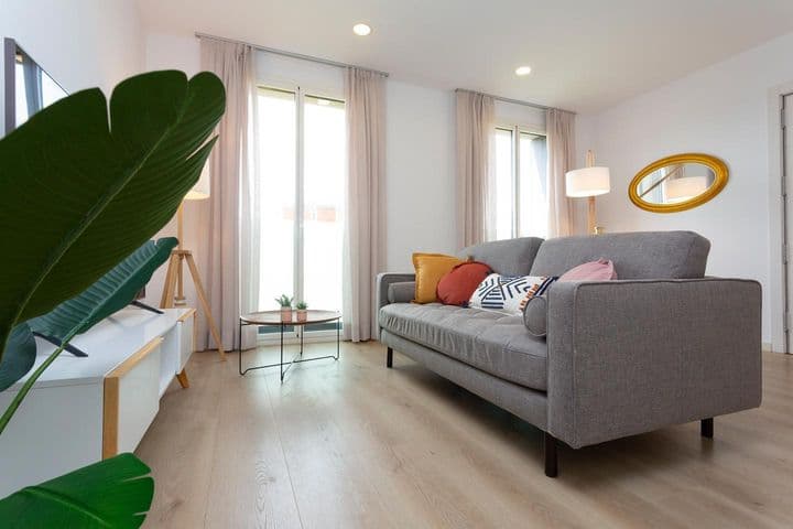 2 bedrooms apartment for rent in Poblenou, Spain - Image 2