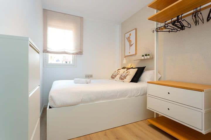 2 bedrooms apartment for rent in Poblenou, Spain - Image 10