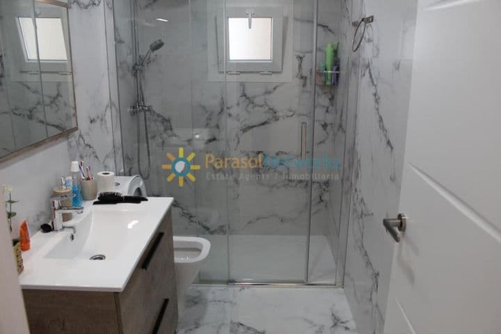 2 bedrooms apartment for rent in Playa de Gandia, Spain - Image 8