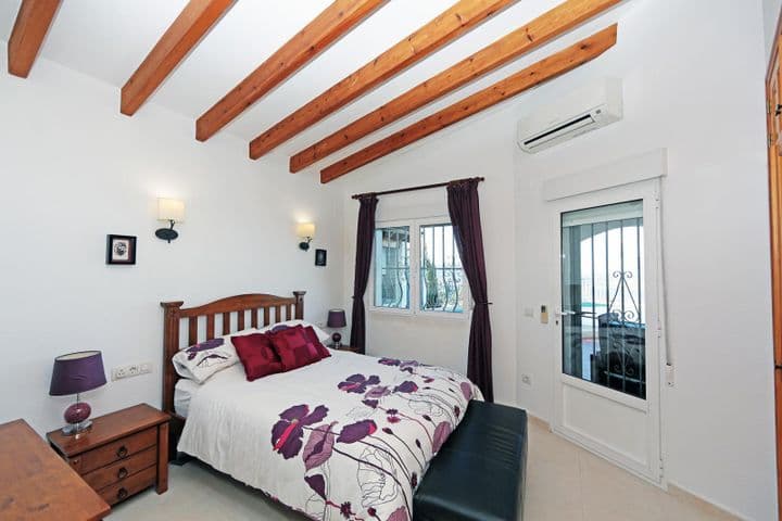 4 bedrooms house for sale in Denia, Spain - Image 8