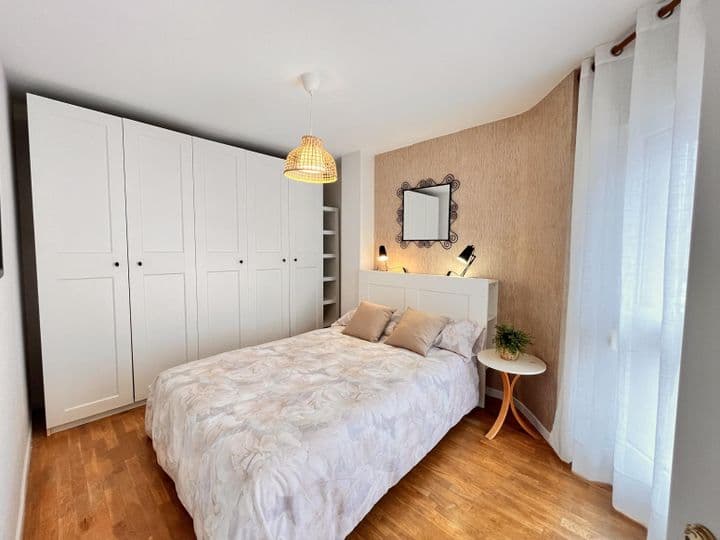 1 bedroom apartment for rent in Gijon, Spain - Image 9