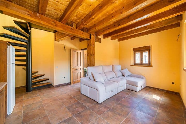 2 bedrooms house for sale in Madrid, Spain - Image 2