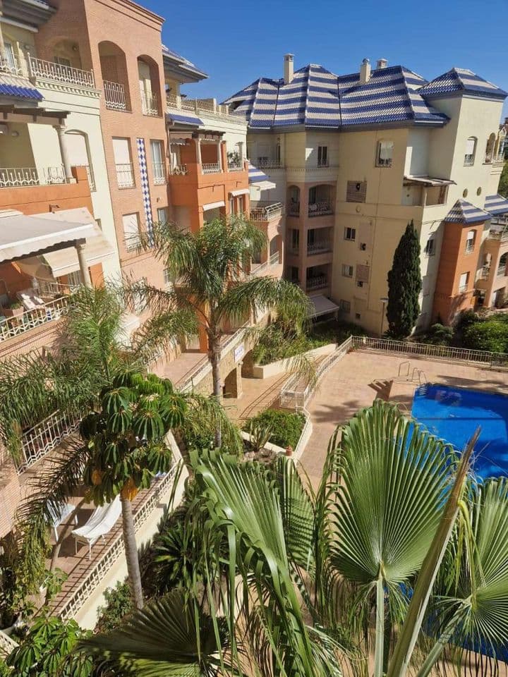 2 bedrooms apartment for rent in Parque de la Paloma, Spain - Image 7