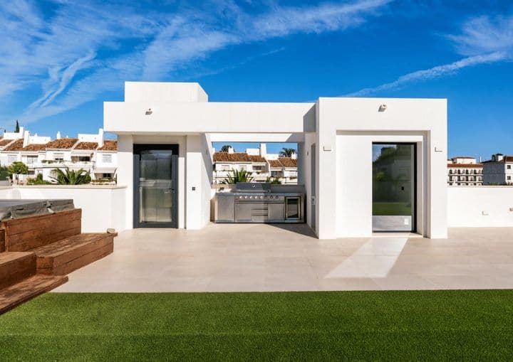 5 bedrooms house for sale in Nueva Andalucia, Spain - Image 12