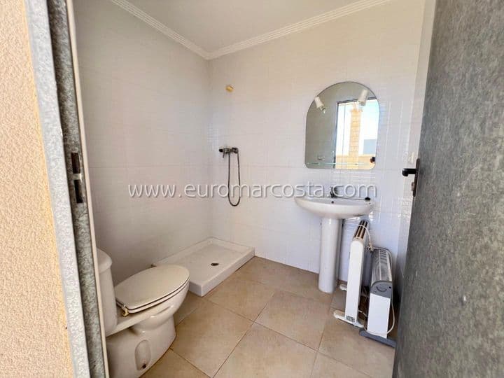 House for sale in Guardamar del Segura, Spain - Image 9