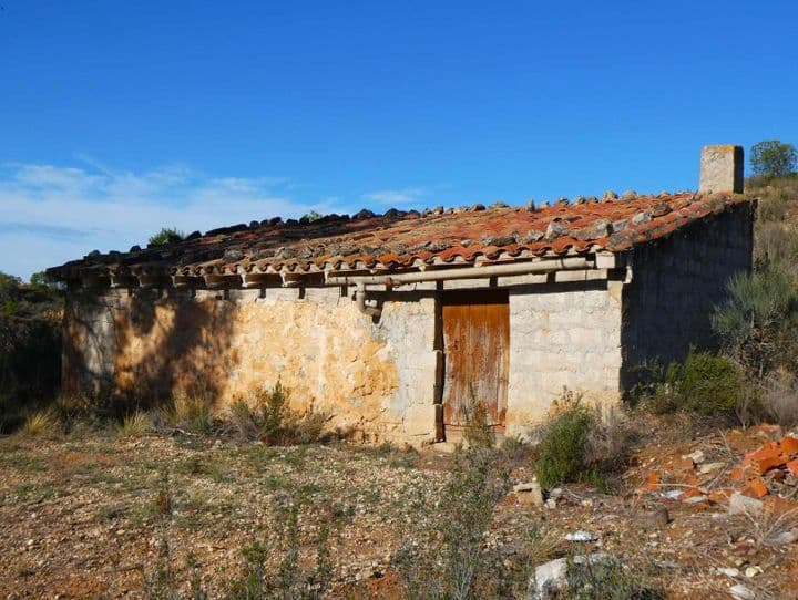 House for sale in Maella, Spain - Image 5