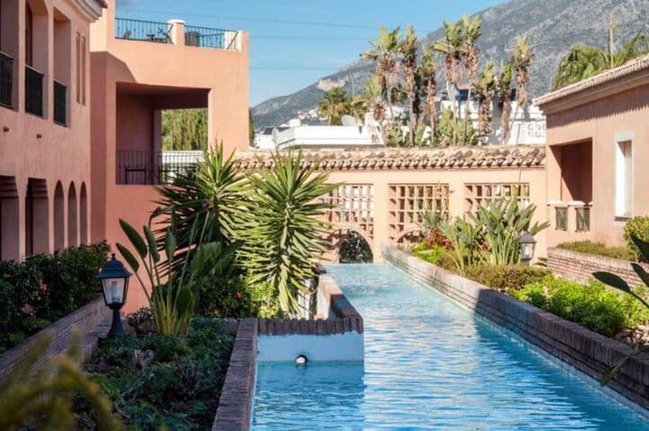 2 bedrooms apartment for rent in Marbella, Spain