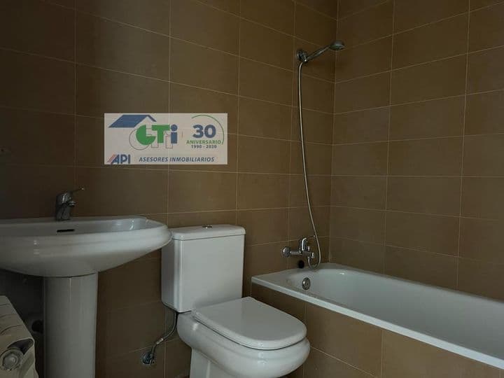 Apartment for sale in Zaragoza, Spain - Image 7