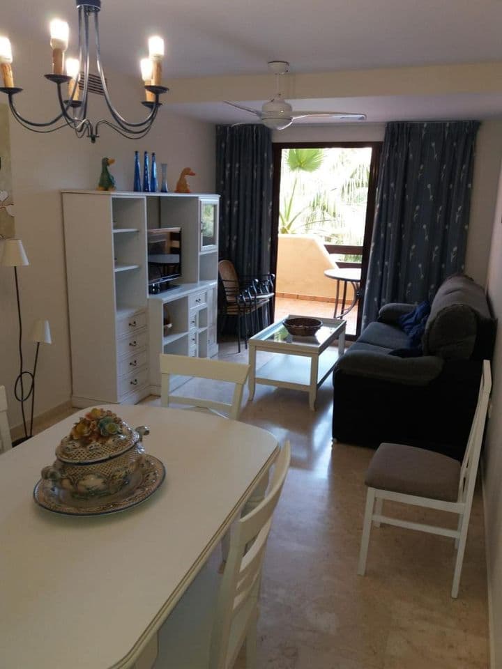 2 bedrooms apartment for rent in Estepona, Spain - Image 6