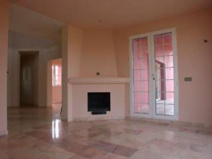 4 bedrooms house for sale in Marbella, Spain - Image 11