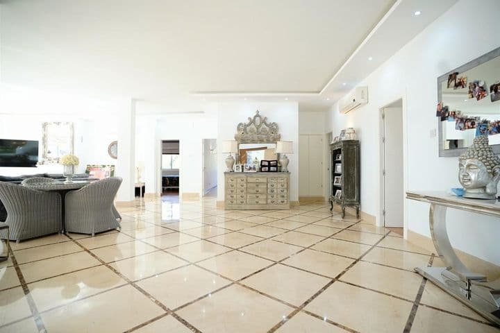 4 bedrooms house for sale in Benahavis, Spain - Image 9