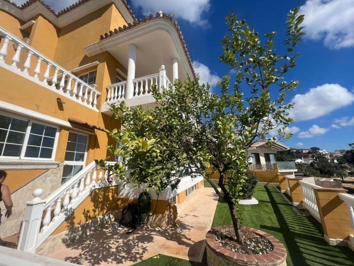 5 bedrooms house for sale in Marbella, Spain - Image 2