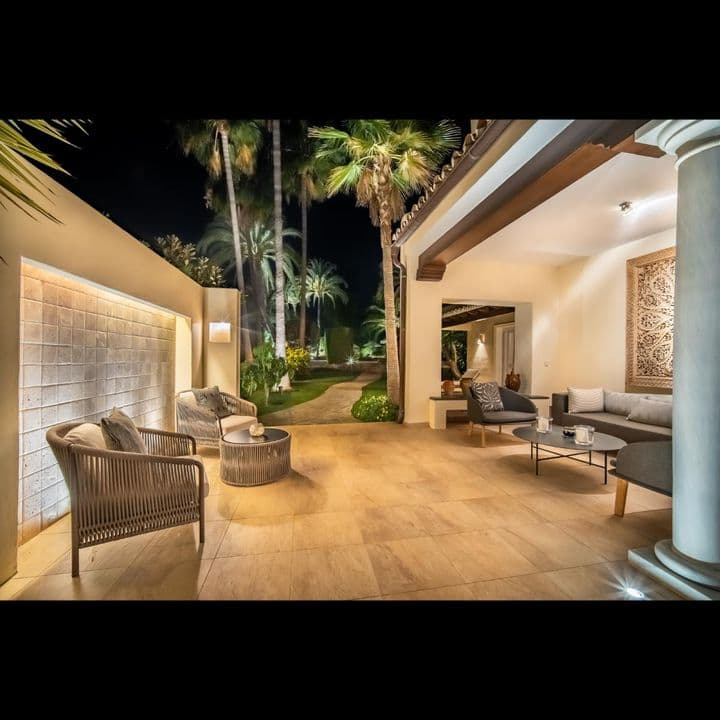 5 bedrooms house for sale in Marbella, Spain - Image 8