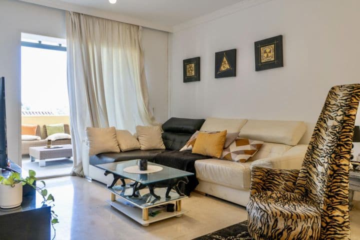 3 bedrooms apartment for sale in Benahavis, Spain - Image 2