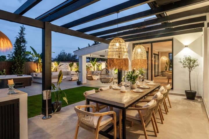 4 bedrooms house for sale in Marbella, Spain - Image 3