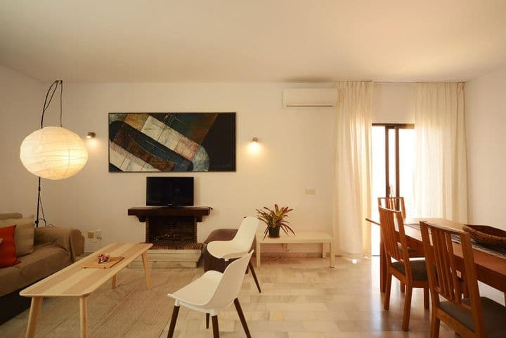 3 bedrooms apartment for rent in Nueva Andalucia, Spain - Image 9