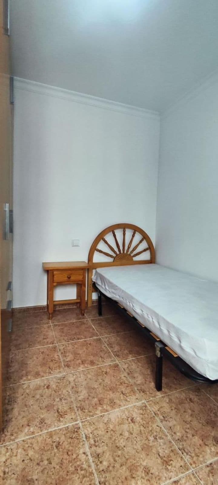 2 bedrooms apartment for rent in Telde, Spain - Image 11