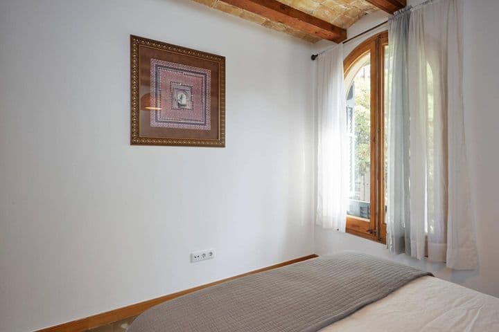 2 bedrooms apartment for rent in Eixample, Spain - Image 12