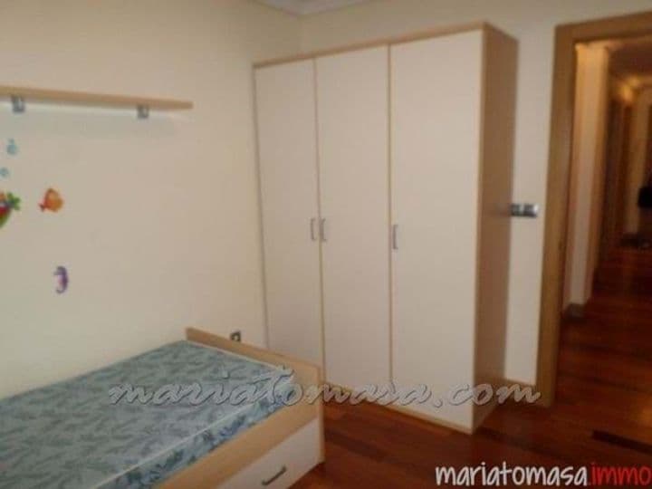 3 bedrooms apartment for rent in Getxo, Spain - Image 3