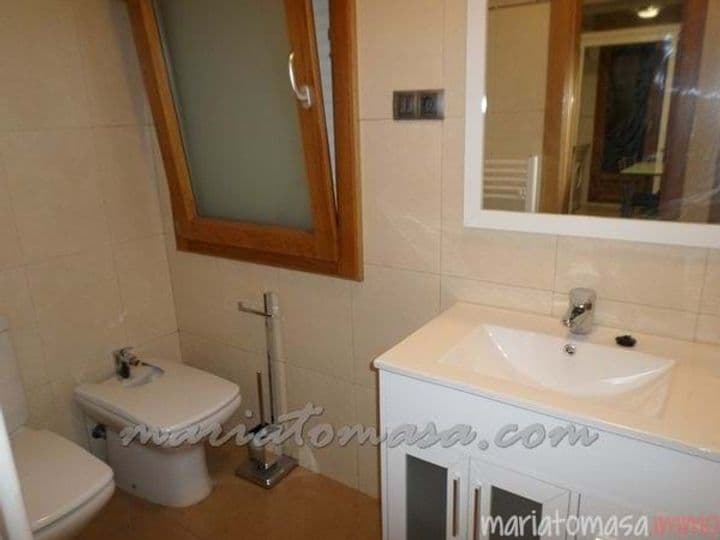 3 bedrooms apartment for rent in Getxo, Spain - Image 9